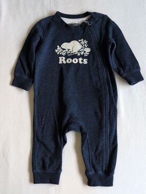 BABY ROOTS CANADA | Full Zip Fleece Cabin Beaver Logo Romper Onesie | 6-12M
